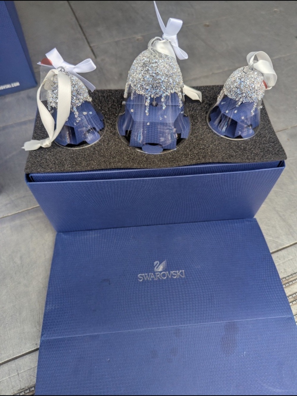 Swarovski crystal 3pc Bells Ornaments Set. NWB